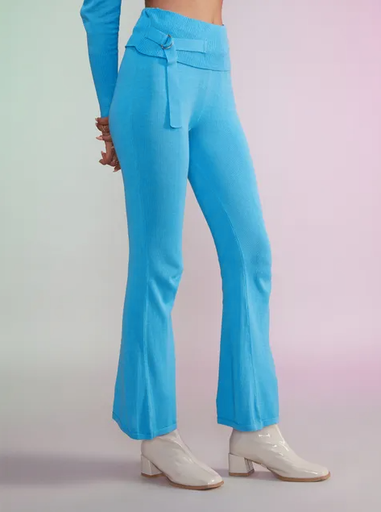 Calça azul sólido
